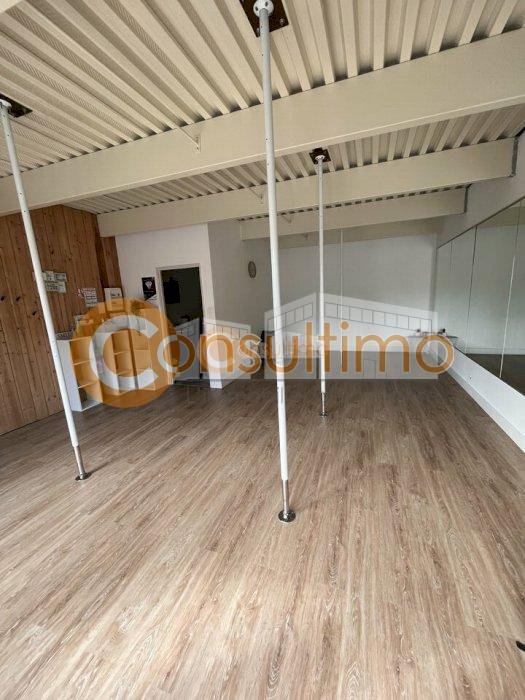 Local commercial à louer 43 m² - Andernos-les-Bains