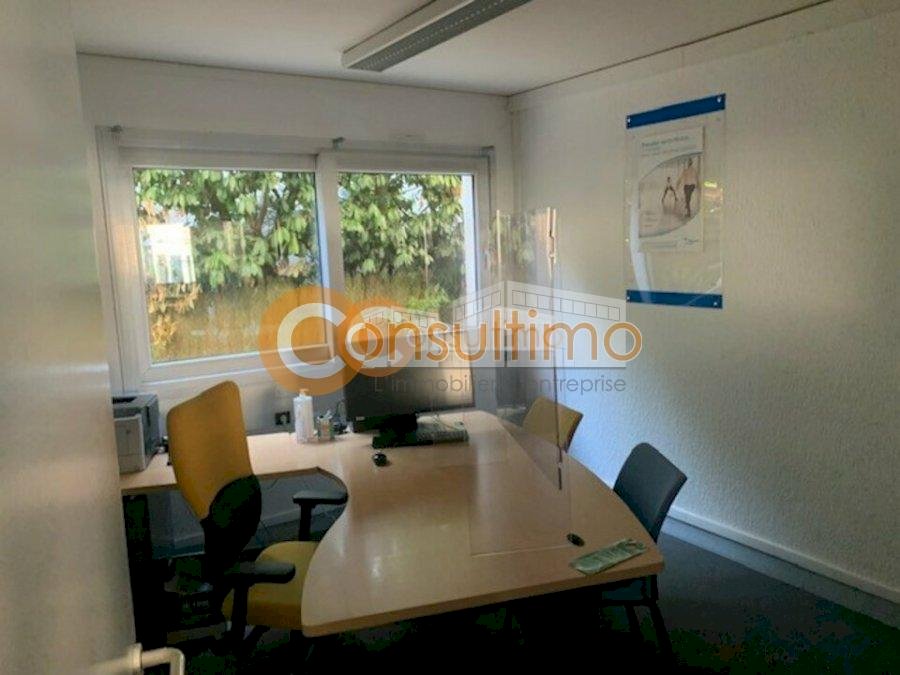 Bureau à louer 350 m² - Pessac