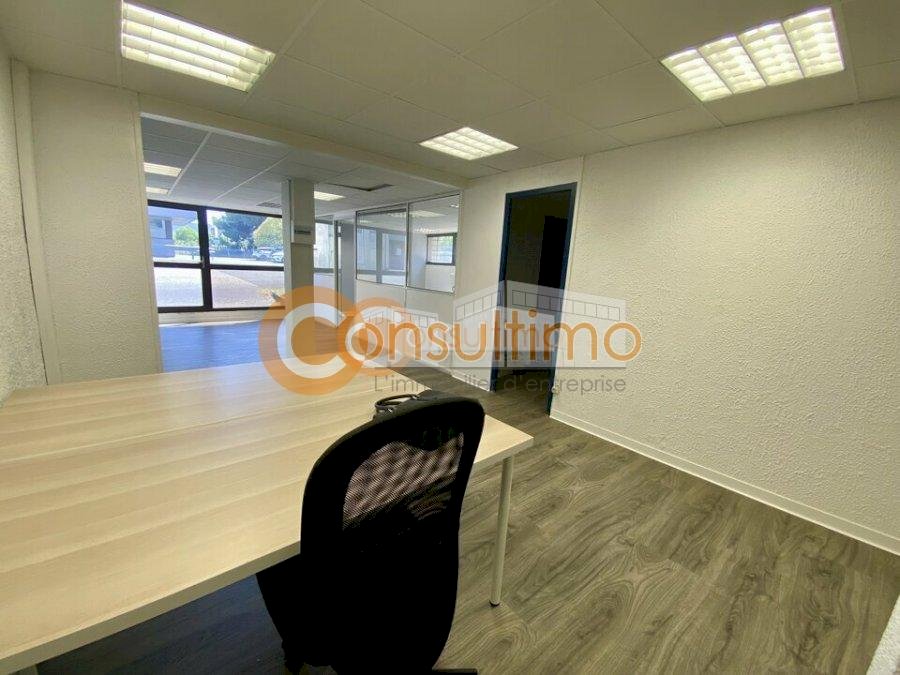 Bureau à louer 68 m² - Mérignac