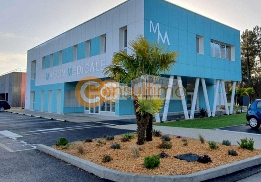 Produit investisseur à acheter 110 m² - Le Pian-Médoc