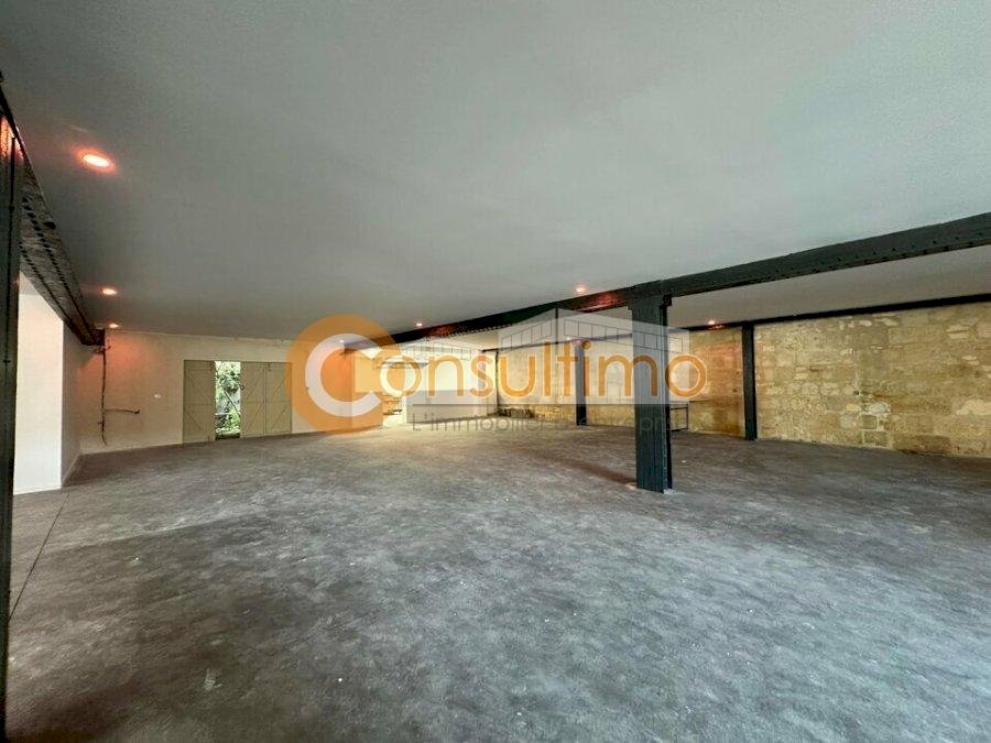 Local commercial à louer 350 m² - Libourne