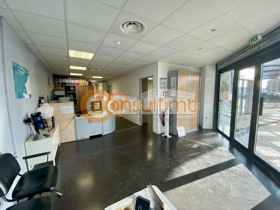 Local commercial à louer 127 m² - Libourne